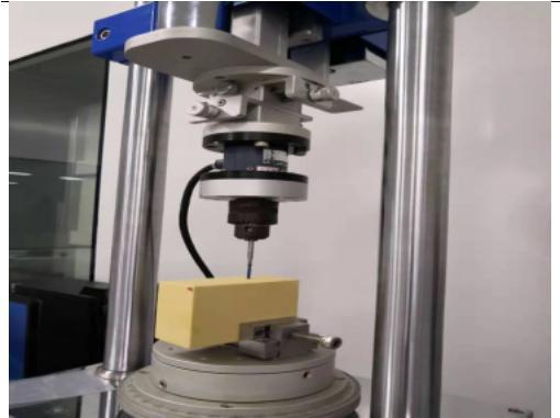 ASTM F543接骨釘?shù)妮S向撥出和扭轉(zhuǎn)旋入與生物旋出力學(xué)測試機