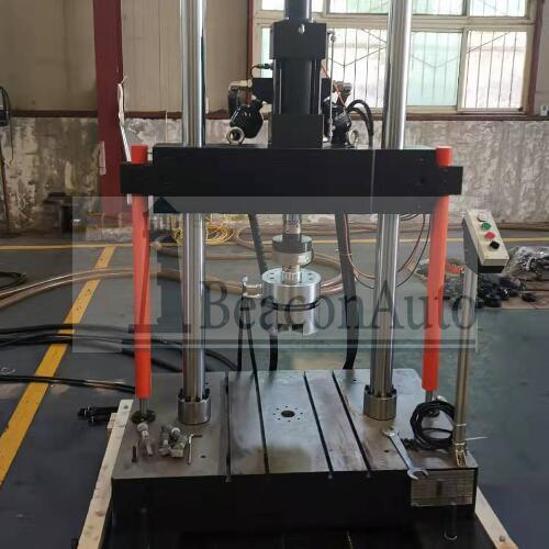 微機(jī)控制電液伺服動靜態(tài)疲勞試驗機(jī)